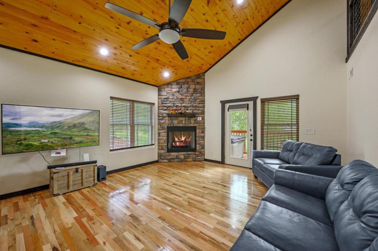 Smoky Mountain Chalet Pigeon Forge Εξωτερικό φωτογραφία