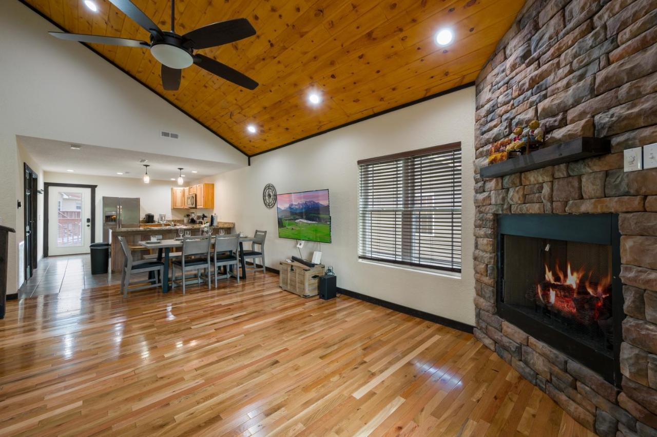 Smoky Mountain Chalet Pigeon Forge Εξωτερικό φωτογραφία
